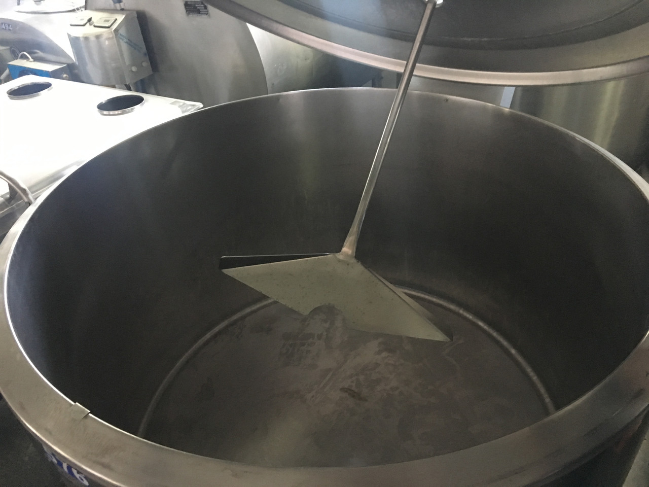 Охолоджувач молока Б/У ALFA LAVAL 1000 відкритого типу об'ємом 1000 літрів - Зображення 3